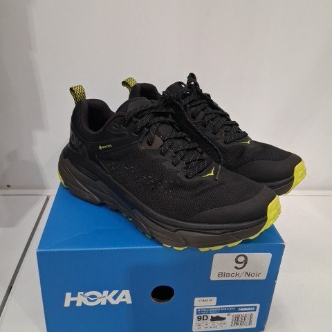 MEN'S HOKA TRAIL RUNNING SHOES CHALLENGER ATR 6 GTX - SIZE 9D - BLACK / YELLOW (MODEL:1116876 ) image 3