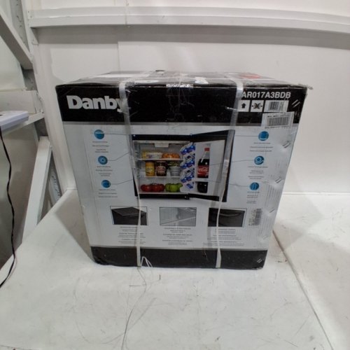DANBY COUNTERTOP COMPACT E-STAR RATED MINI REFRIGERATOR -1.7 CU.FT. - BLACK (MODEL: DAR017A3BDB) image 7