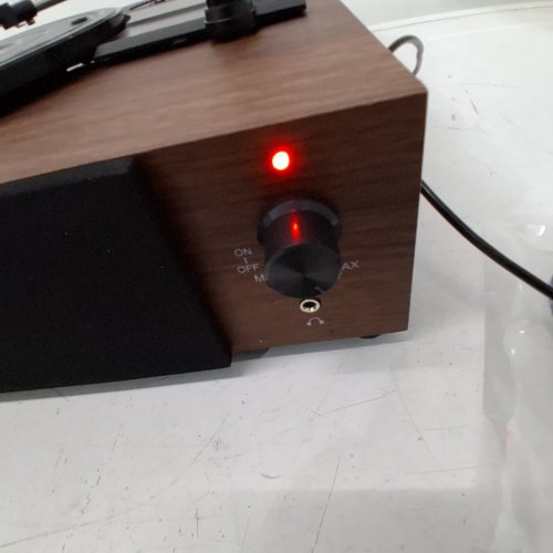 CORE INNOVATIONS WIRELESS BLUETOOTH VINYL RECORD PLAYER - WOOD FINISH (MODEL: CRTT300) image 2