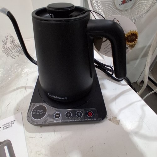 CUISINART ELECTRIC GOOSENECK KETTLE W/ DIGITAL TOUCHPAD - 1L - MATTE BLACK (MODEL#: GK-1C) image 2