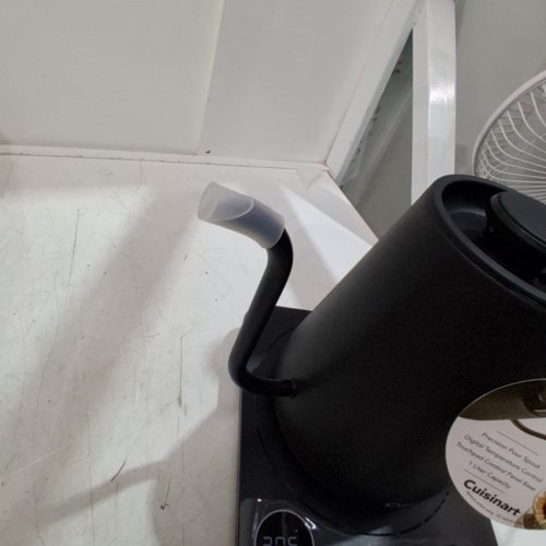 CUISINART ELECTRIC GOOSENECK KETTLE W/ DIGITAL TOUCHPAD - 1L - MATTE BLACK (MODEL#: GK-1C) image 5