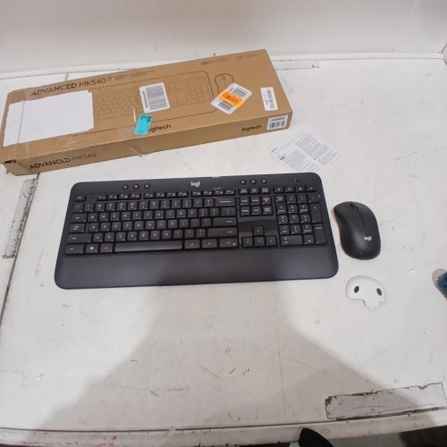 LOGITECH MK540 ADVANCED WIRELESS KEYBOARD AND MOUSE (MODEL: MK540) image 2
