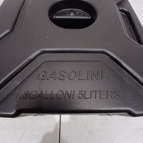 ACOUTO UPGRADED FUEL TANK WITH LOCKING MOUNTING BRACKET, SHOCKPROOF THICKENED PLASTIC GAS CONTAINER BOX - 5L / 1.3GAL image 2
