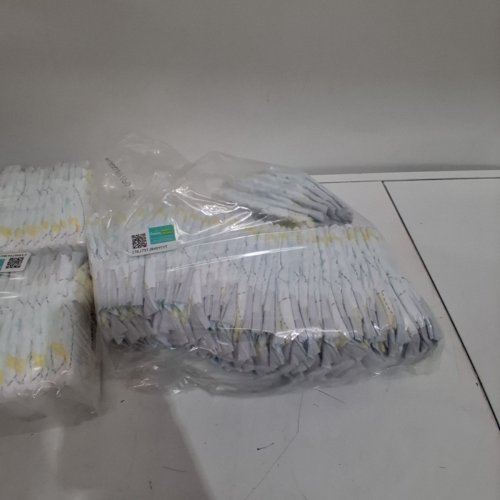 106PK PAMPERS SWADDLERS DIAPERS - NEWBORN SIZE image 3
