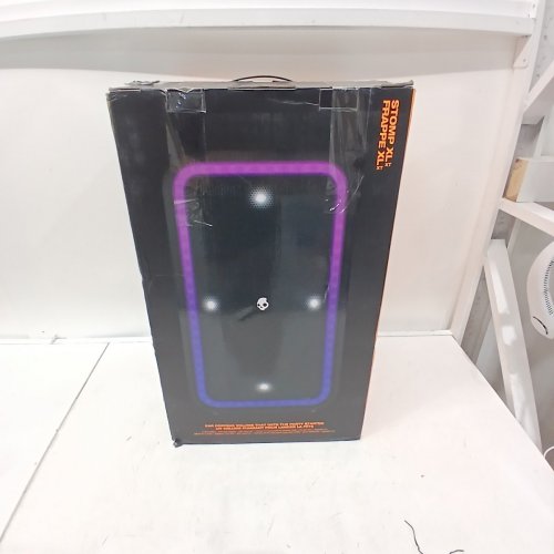 SKULLCANDY STOMP XL WIRELESS BLUETOOTH PARTY SPEAKER - INTEGRATED CARRY HANDLE​, IPX5 WATER RESISTANCE, 12-HOUR BATTERY LIFE - BLACK ORANGE (MODEL:2SKSK1851/4449801) image 7