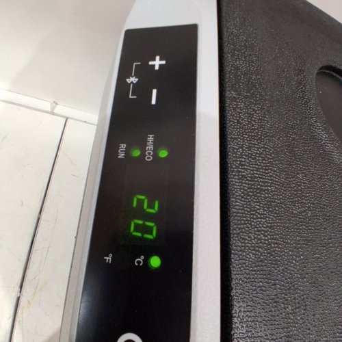 EUHOMY ELECTRIC COOLER PORTABLE FREEZER WITH APP CONTROL - 12V, 22QT(20L) - BLACK (MODEL: CFZ-20) image 2