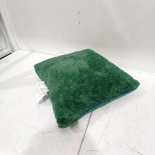 ROOM ESSENTIALS FUZZY THROW PILLOW - 18" X 18" - GREEN/BLUE image 3