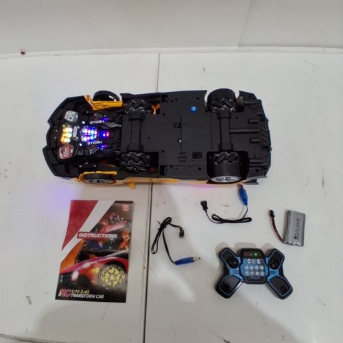 BIG SIZE TRANSFORMING REMOTE CONTROL ROBOT CAR - 1:10 SCALE - YELLOW (ITEM: 2399-1) image 2