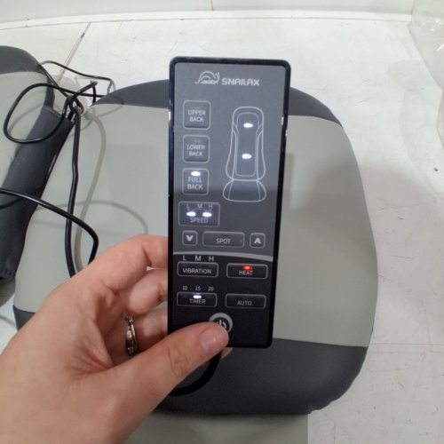SNAILAX SHIATSU BACK MASSAGER WITH HEAT - 44.1” × 16.7” × 5.9” - GREY (MODEL: SL-22A5) image 2