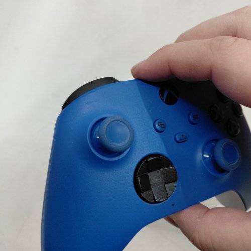 XBOX ONE CORE CONTROLLER - SHOCK BLUE image 4