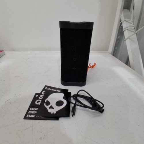 SKULLCANDY TERRAIN XL XT COMPACT TOUGH WIRELESS SPEAKER - BLACK/ORANGE (MODEL: 2SKSK1848BOW2) image 5