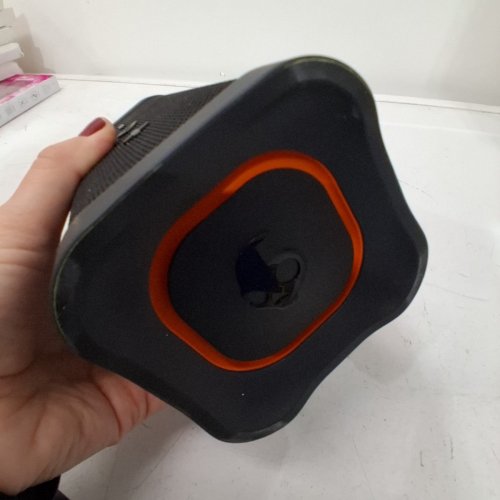 SKULLCANDY TERRAIN XL XT COMPACT TOUGH WIRELESS SPEAKER - BLACK/ORANGE (MODEL: 2SKSK1848BOW2) image 8