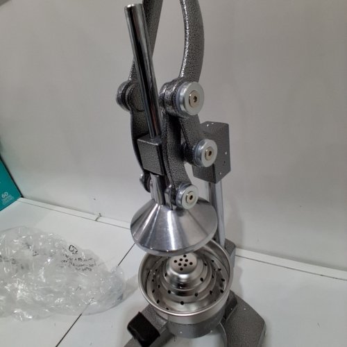 GOWINTECH 19" COMMERCIAL HEAVY DUTY CAST IRON MANUAL JUICER MACHINE - GREY image 4