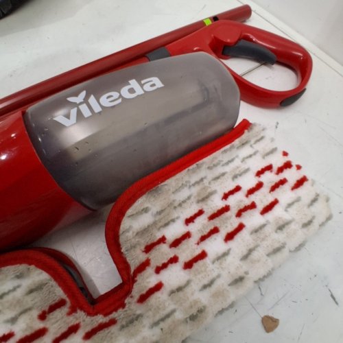 VILEDA PROMIST MICROFIBRE MAX SPRAY MOP - MOP ONLY - RED/WHITE image 3
