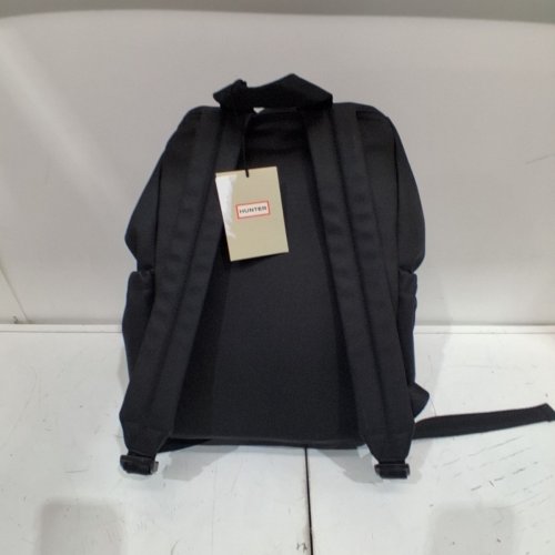 HUNTER TOP CLIP BACKPACK - 18.7L - BLACK (MODEL: 1960981) image 3