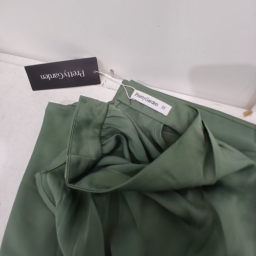 WOMEN'S PRETTY GARDEN SATIN SLEEVELESS MOCK NECK MAXI DRESS - MEDIUM - GREEN image 2