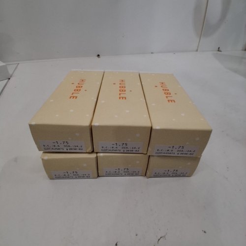 6 (15PR) ADULT HUBBLE DAILY CONTACT LENSES - B.C: 8.6 / DIA: 14.2 / -1.75 image 3