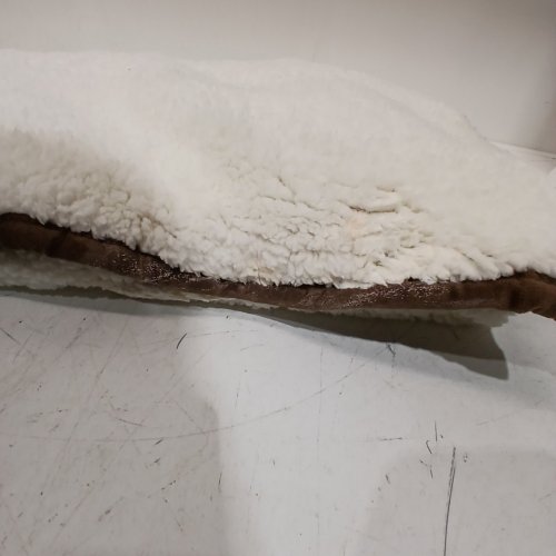 ROOTS HOME SHERPA THROW BLANKET - 50" X 70" - BROWN/WHITE (MODEL: 2620482) image 3