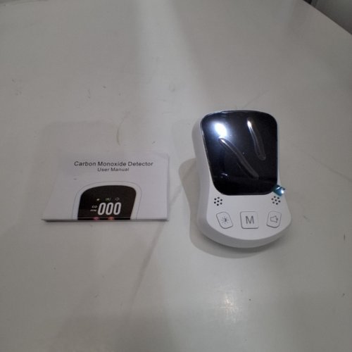CARBON MONOXIDE DETECTOR PLUG-IN WALL WITH LCD DISPLAY - BLACK/WHITE (MODEL: MY-S17) image 3