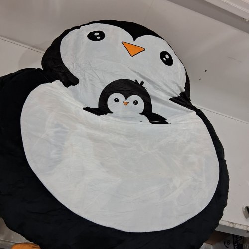 HOBESTLUK BEAN BAG WITH SHREDDED MEMORY FOAM - 64" X 38" - PENGUINE image 4