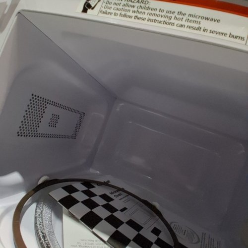 COMFEE COUNTERTOP MICROWAVE OVEN - 0.7 CU.FT/700W - WHITE (MODEL: CM-M201KWH) image 5