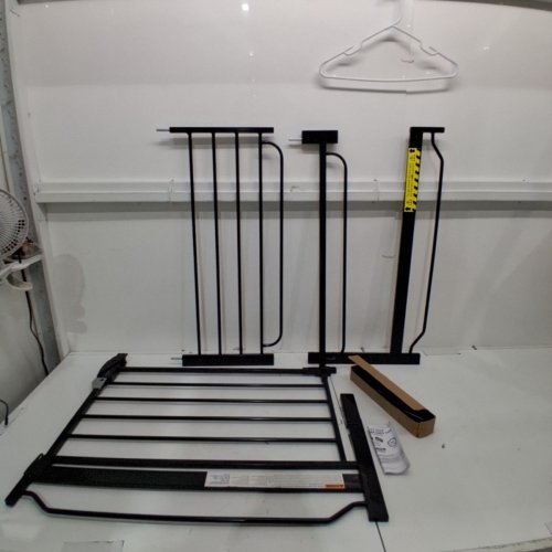 REGALO EASY STEP EXTRA WIDE METAL SAFETY GATE - 30" X 29" - 49" - BLACK (MODEL: 1164EB) image 2