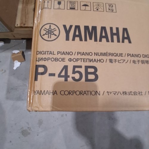 YAMAHA P45B ENTRY LEVEL 88-KEY WEIGHTED ACTION DIGITAL PIANO - BLACK (MODEL: P-45B) image 2