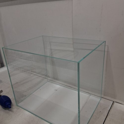 LAQUAL RIMLESS GLASS FISH TANK WITH CLEANING SUPPLIES - 6.5GAL - CLEAR image 3