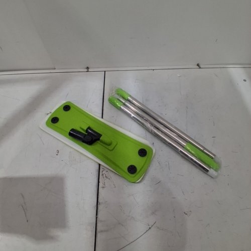 KITCHEN+HOME FLAT MOP WITH WASHABLE MICROFIBER PAD - PAD IS 16"L - GREEN image 2
