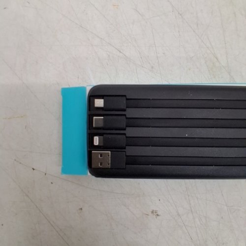 CHARMAST POWER BANK WITH BUILT IN CABLES - 10000 MAH - 5 3/4" - BLACK (MODEL: W1148) image 4