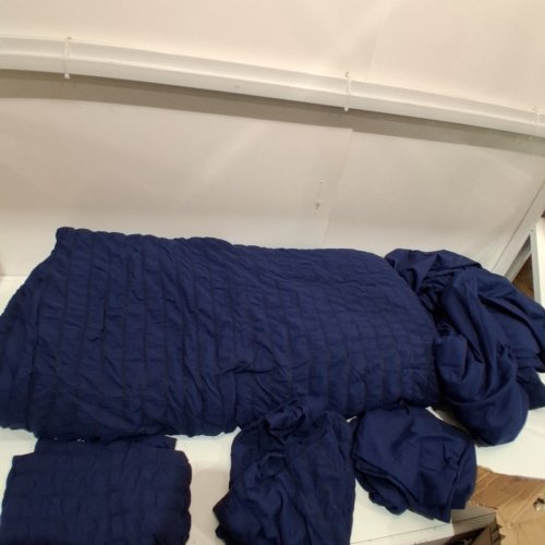 7PC COMFORTER AND SHEET SET - DOUBLE - NAVY BLUE image 3