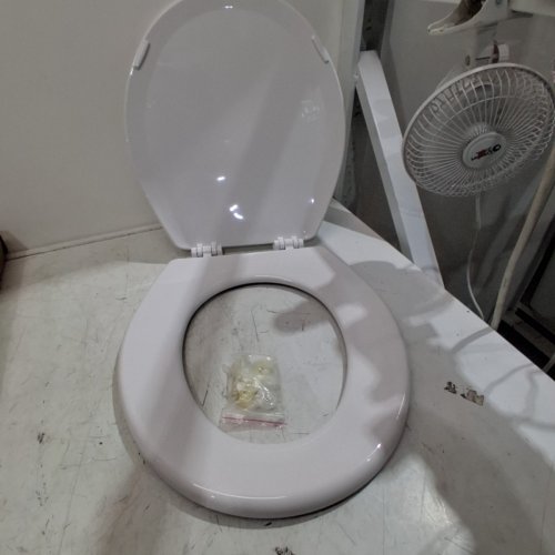 CENTOCO ROUND CENTOCORE MOLDED HEAVY DUTY TOILET SEAT - 17" - WHITE (MODEL: DS700-001) image 2