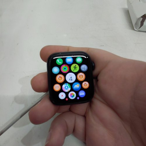 APPLE WATCH SE THIRD GEN (GPS 44 MM) SMART WATCH W/MIDNIGHT ALUMINIUM CASE WITH MIDNIGHT SPORT BAND image 4