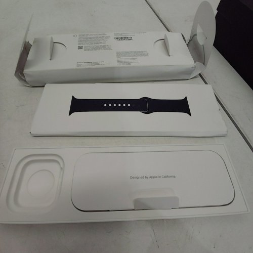 APPLE WATCH SE THIRD GEN (GPS 44 MM) SMART WATCH W/MIDNIGHT ALUMINIUM CASE WITH MIDNIGHT SPORT BAND image 8