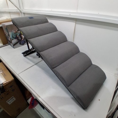 VEEHOO FOLDABLE DOG RAMP WITH NON SLIP PAD AND METAL FRAME - 17" X 48" - 130 LBS MAX - GREY (MODEL: CWPT2525CP) image 4