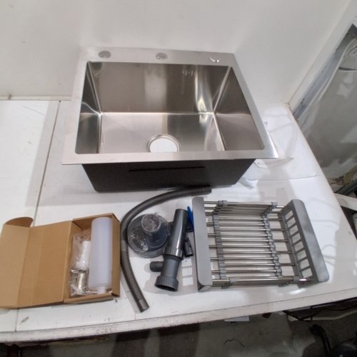 PREMIUM 304 STAINLESS STEEL UNDERMOUNT KITCHEN SINK - 17" X 19" X 9" image 3