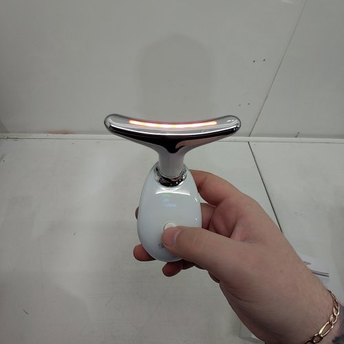 GILUKIYU FACE AND NECK MASSAGER WITH 3 COLOUR MODES FOR THERMAL, VIBRATION, AND MONOCURRENT - 2.5W - WHITE (MODEL: ES-1081) image 2
