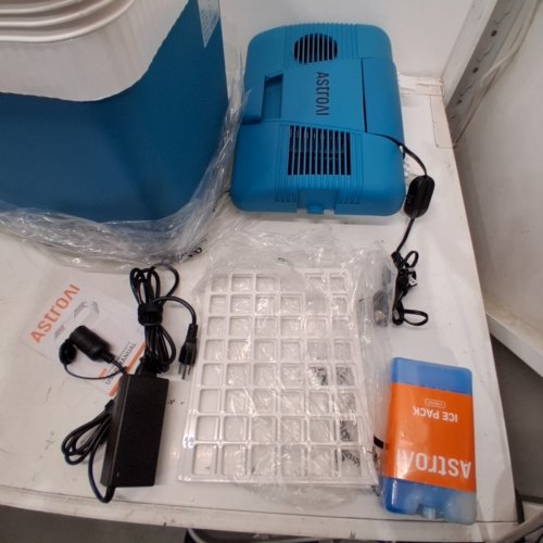 ASTROAI ELECTRIC COOLER - 26 QT-24 L 12 V DC PORTABLE THERMOELECTRIC CAR COOLER - INCLUDES 2 ICE PACKS - TEAL (MODEL: LY0324A) image 4