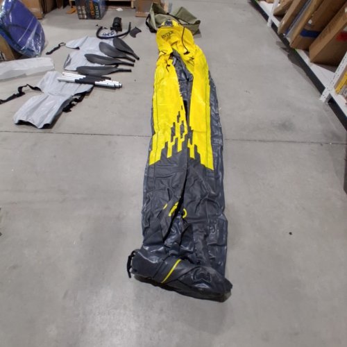 INTEX EXPLORER K2 KAYAK, 2-PERSON INFLATABLE KAYAK SET WITH ALUMINUM OARS - YELLOW (MODEL: 68307EP) image 2