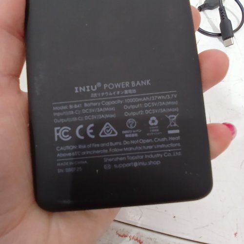 INIU 10000MAH USB C SLIM POWER BANK TRIPLE 3A CHARGER, FLASHLIGHT, PHONE CHARGER FOR IPHONE, SAMSUNG, GOOGLE, LG, IPAD - BLACK (MODEL:BI-B41) image 6