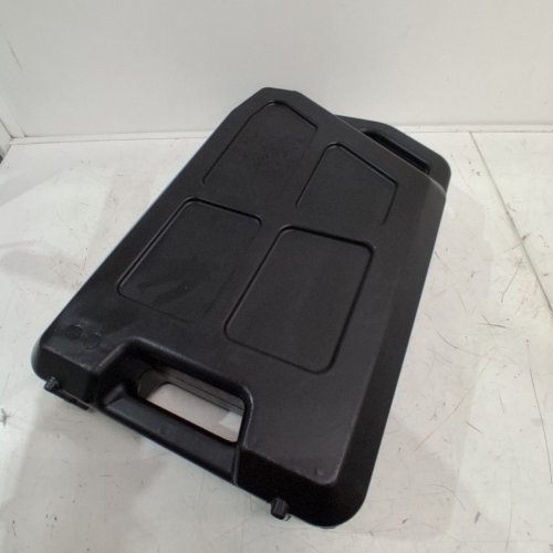 CHAPIN LOW PROFILE OIL CONTAINER WITH LEAK-PROOF GASKET - FITS MOST ATVS/LAWNMOWERS/MOTORCYCLES/LOW CLEARANCE VEHICLES - 23.25" X 14.5" X 4.6" - 11.4L - BLACK (MODEL: 78005) image 2