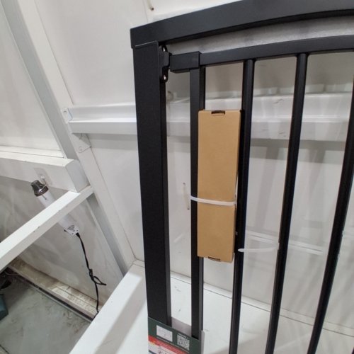 BABELIO EXTRA TALL PRESSURE MOUNTED METAL CHILD SAFETY GATE - 29"-55"X30" - BLACK - (MODEL: CB-M-101) image 3
