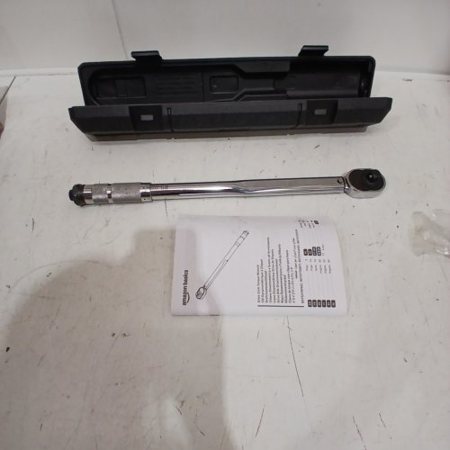AMAZON BASICS CLICK TORQUE WRENCH WITH CARRYING CASE - 1/4" DRIVE - ALLOY STEEL image 2
