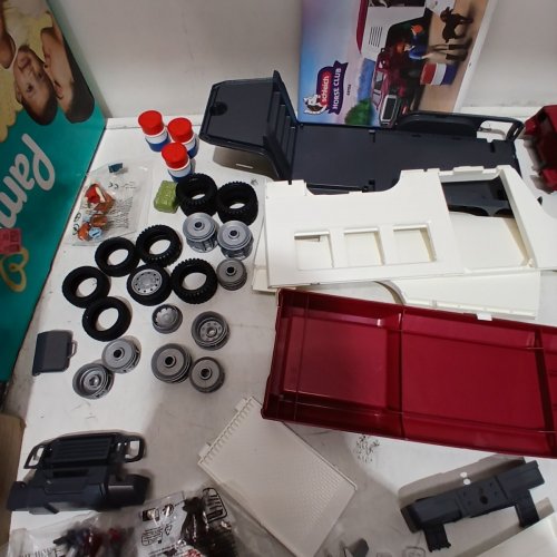 119PC SCHLEICH HORSE CLUB LAKESIDE TRUCK AND TRAILER PLAYSET - AGES 5+ - MULTI-COLOUR (MODEL: 42705) image 4