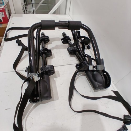 THULE GATEWAY PRO 3 REAR TRUNK MOUNTED BIKE RACK WITH LOCK KEYS - CARRIES UP TO 3 BIKES - BLACK (MODEL: 900700) image 3
