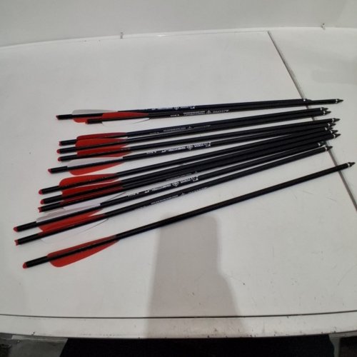 12PK OUTDOOR ELONG CARBON CROSSBOW BOLTS - 20" - 8.00 MM - BLACK/RED image 3