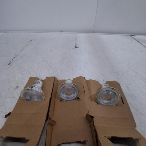 3 PHILIPS ULTRA DEFINITION WARMGLOW LED GU10 LIGHT BULBS - PAR16 - 4W - 400LM - SOFT WHITE (MODEL: 9290038589) image 4