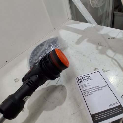 BLACK+DECKER STRING TRIMMER AND EDGER - 4AMP - 13" PATH - ORANGE (MODEL: BEST935) image 2