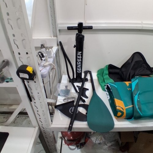 GENREEN STAND UP INFLATABLE PADDLE BOARD AND ACCESORIES - 11FT - JUNGLE GREEN image 5