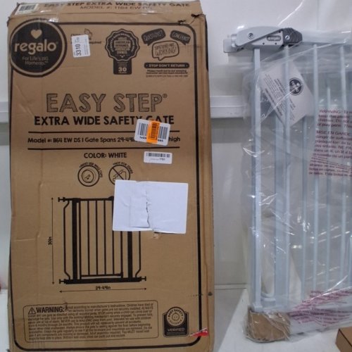 REGALO EASY STEP EXTRA WIDE METAL SAFETY GATE - 30" X 29"- 49" - WHITE (MODEL: 1164EWDS) image 3